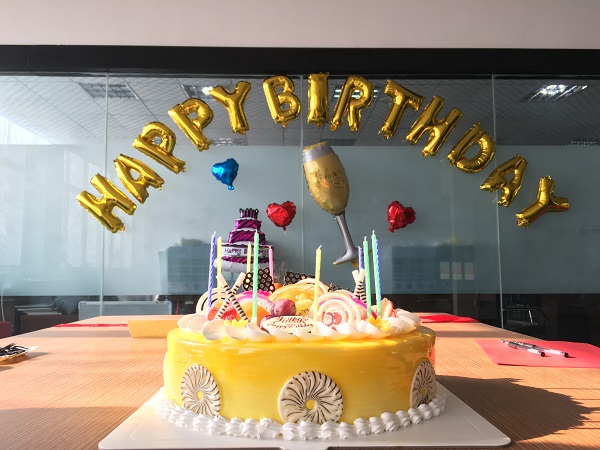 2018年四季度TST員工生日會——因為有你，更加精彩